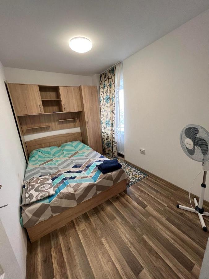 Apartament Cu 2 Dormitoare - Madalina Corabia Eksteriør bilde